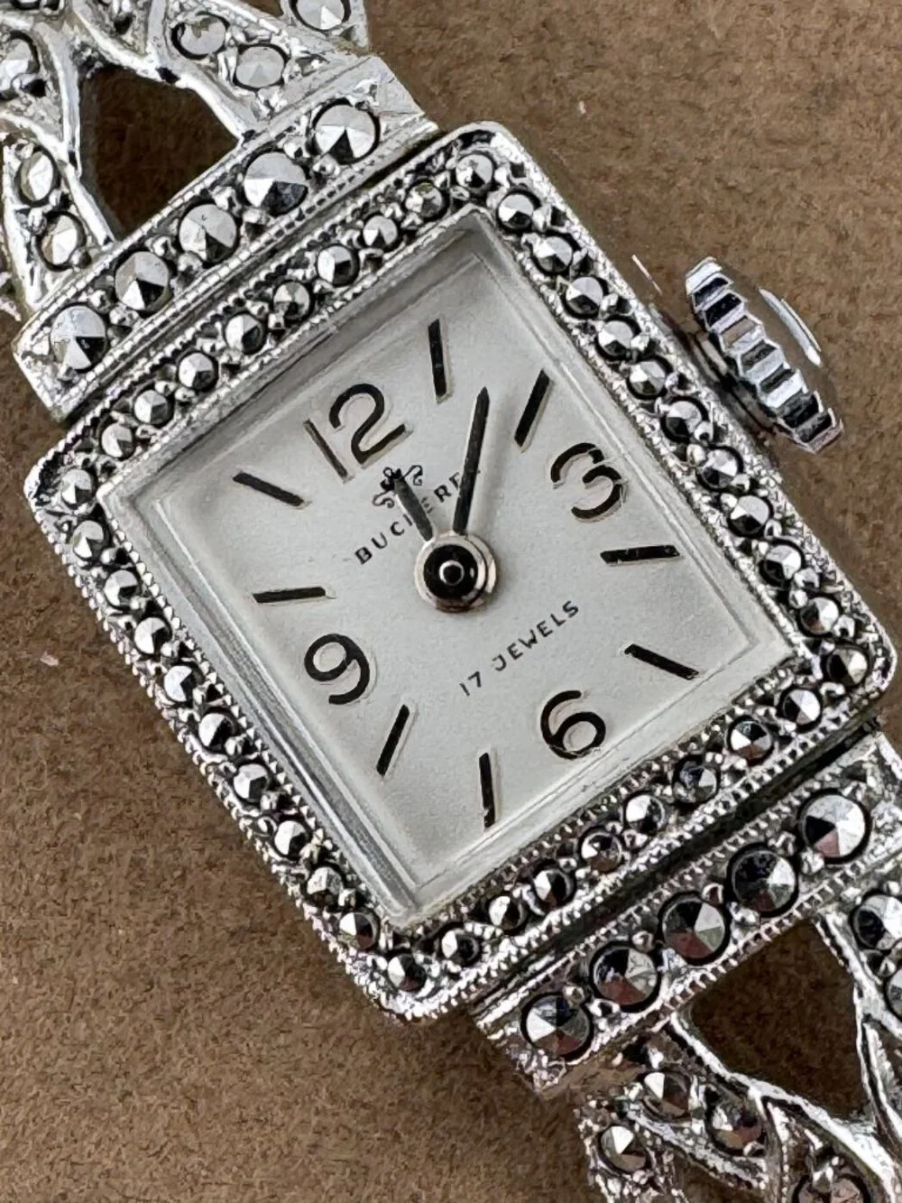 Vintage Elegant 1940's Bucherer Ladies Swiss Made Watch